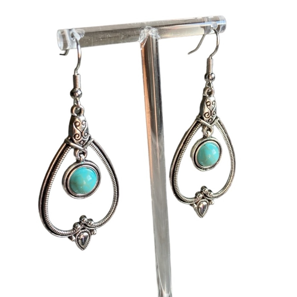 Boho Drop Dangle Earrings Carved Silver Tone With Turquoise Colored Stone New